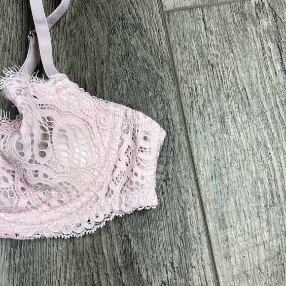 34B VS Light Pink Demi Bra - Picture 4 of 12